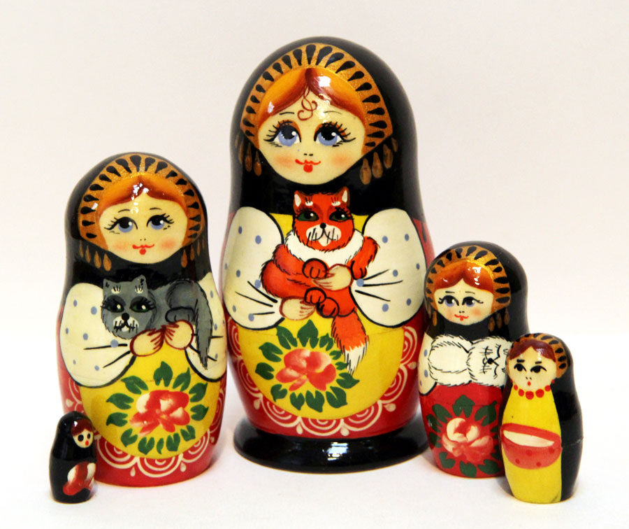 Nesting doll Sergiev-Posad 5 pcs. Girl with a red cat