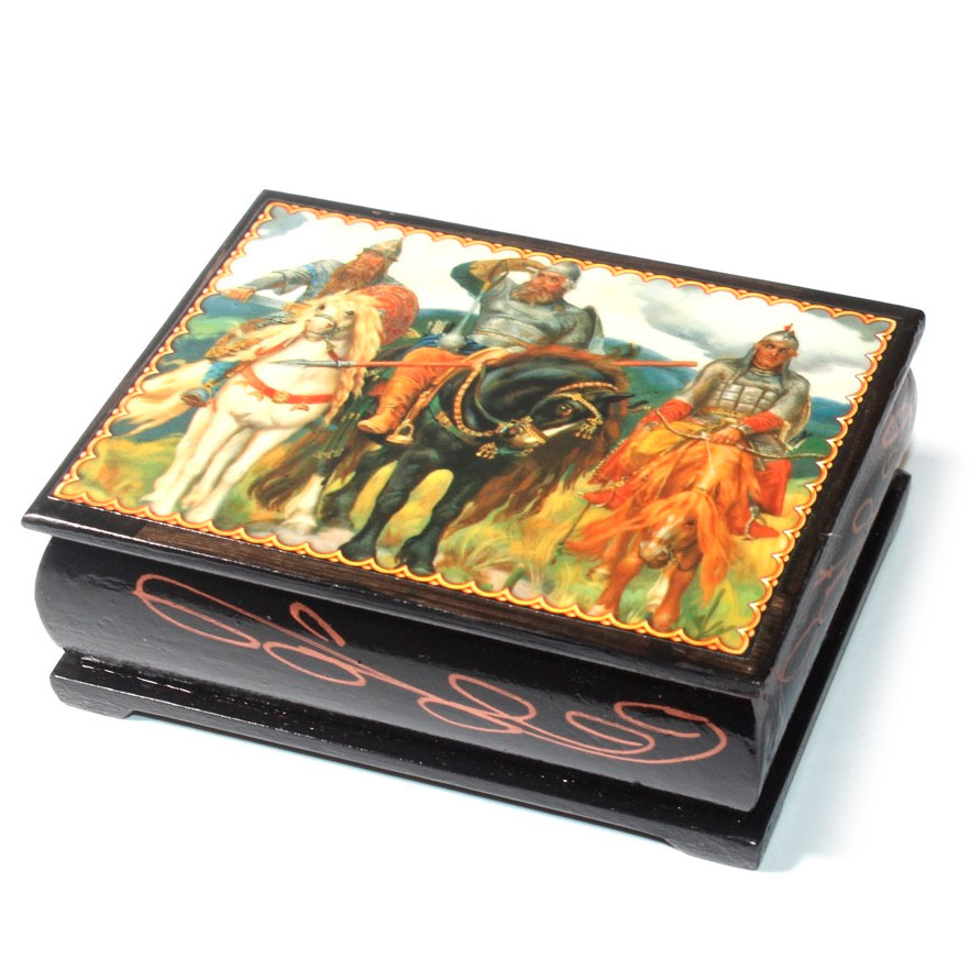 Lacquer Box Three Heroes, 14h10h4
