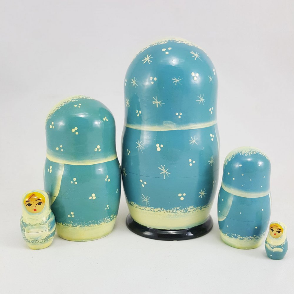 Nesting doll Sergiev-Posad 5 pcs. Girl with a squirrel