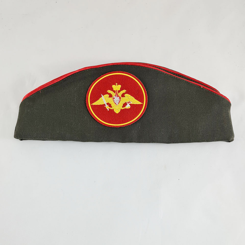 Headdress The soldier's forage cap Cap with badges