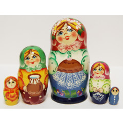 Nesting doll Sergiev-Posad 5 pcs. Girl witha tart