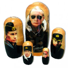 Nesting doll political leaders Vladimir Putin in military uniform, 5 seats