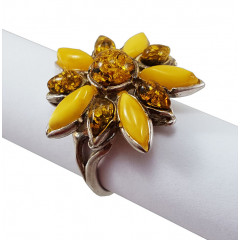 Amber ring flower