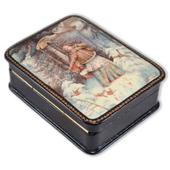 Lacquer Box with elements of hand painting 23347